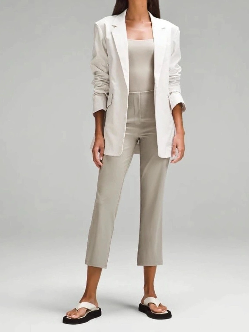 LULULEMON- Smooth Fit Pull-On High-Rise Cropped Pant Riverstone size 8